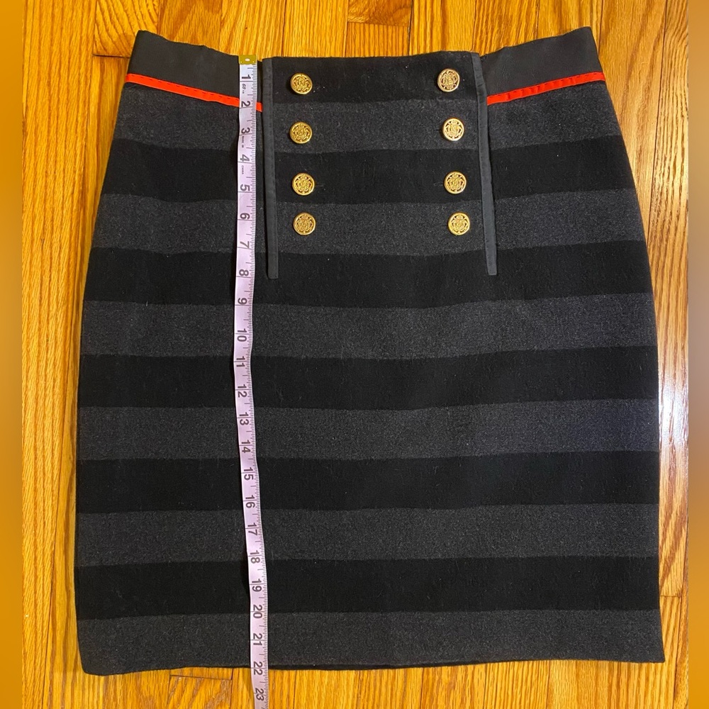 Per Se Black and Gray Wool Striped Skirt with Gold Buttons - Picture 4 of 9